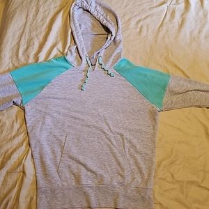 🍊LAST CHANCE F21 Blue & Grey Sweatshirt